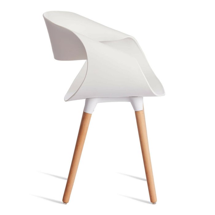 Стул Qxx белого цвета - купить Обеденные стулья по цене 4710.0