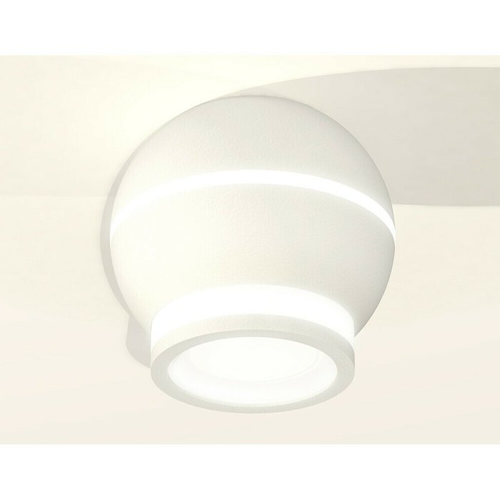 Светильник точечный Ambrella Techno Spot XS1101040 - купить Накладные споты по цене 7558.0