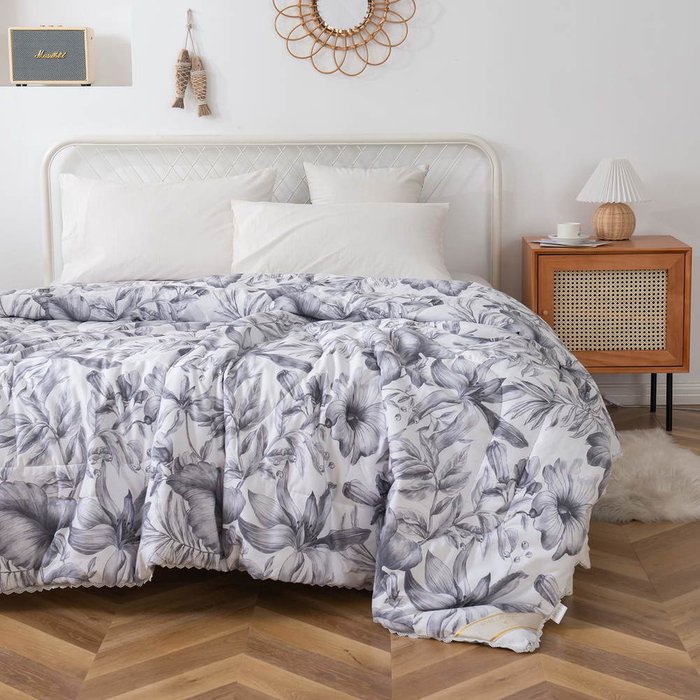 Одеяло Габби 160х220 серо-белого цвета - лучшие Одеяла в INMYROOM