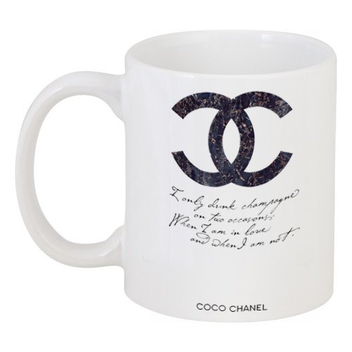 Кружка керамическая Drink champagne. Coco Chanel с рисунком