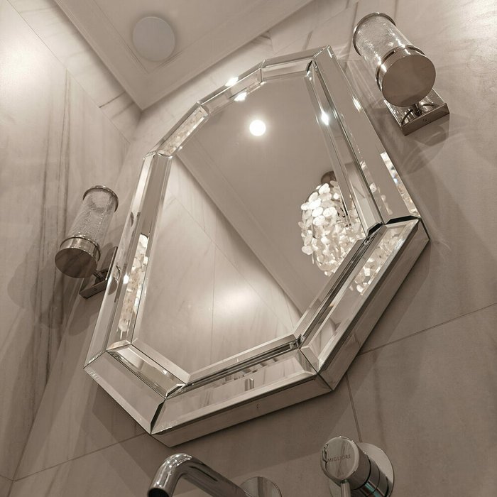 Настенное зеркало Lunaria 70x110 в двойной зеркальной раме - купить Настенные зеркала по цене 42830.0