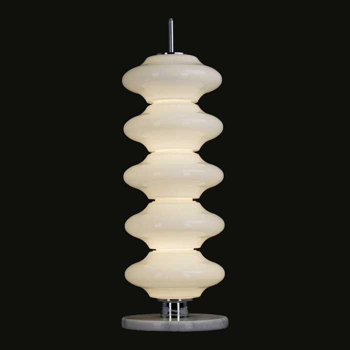 Настольная лампа Ауксис белого цвета - лучшие Настольные лампы в INMYROOM