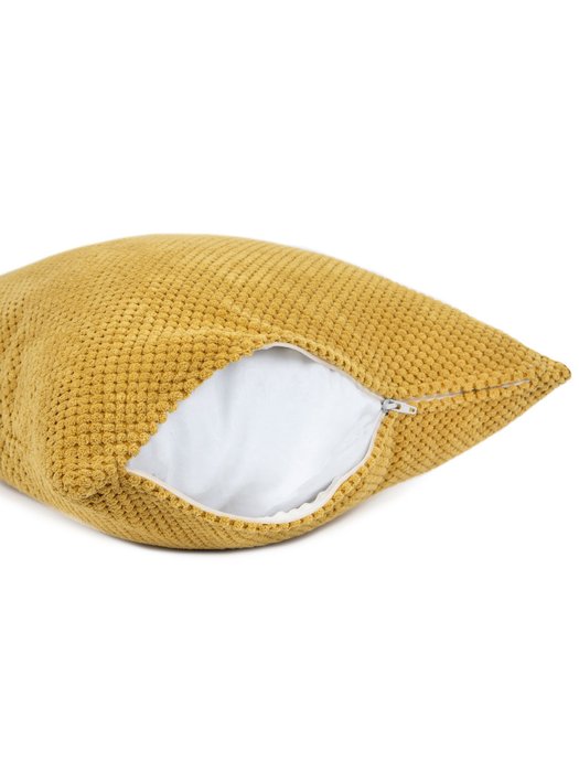 Декоративная подушка Citus Umber желтого цвета  - лучшие Декоративные подушки в INMYROOM
