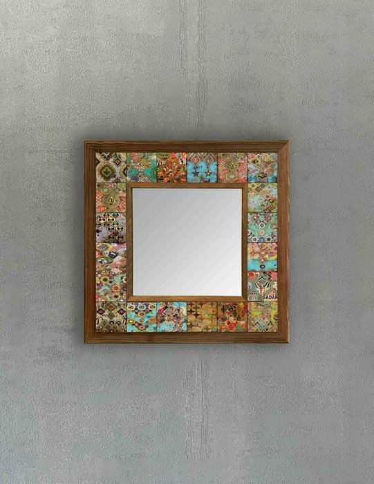 Настенное зеркало 33x33 с рамкой из натурального камня в виде мозаики - купить Настенные зеркала по цене 9840.0