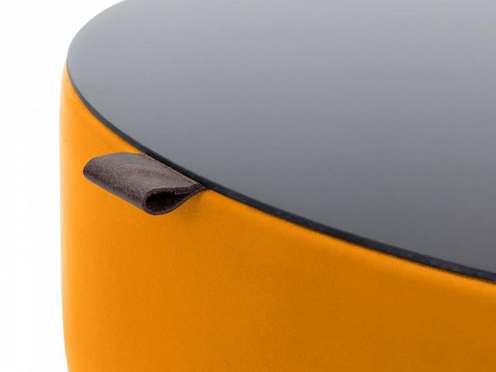Журнальный столик Italia оранжевого цвета  - купить Журнальные столики по цене 21900.0