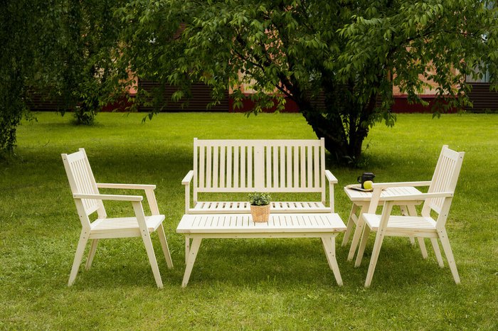 Комплект садовой мебели на четыре человека из массива ели - купить Комплекты для сада и дачи по цене 22980.0