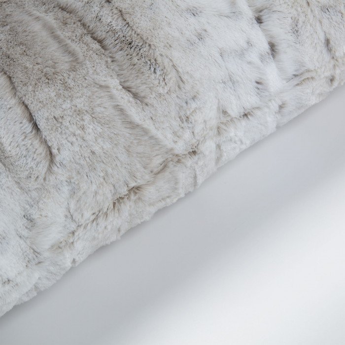 Чехол для подушки Jania светло-серого цвета 45х45   - купить Декоративные подушки по цене 890.0