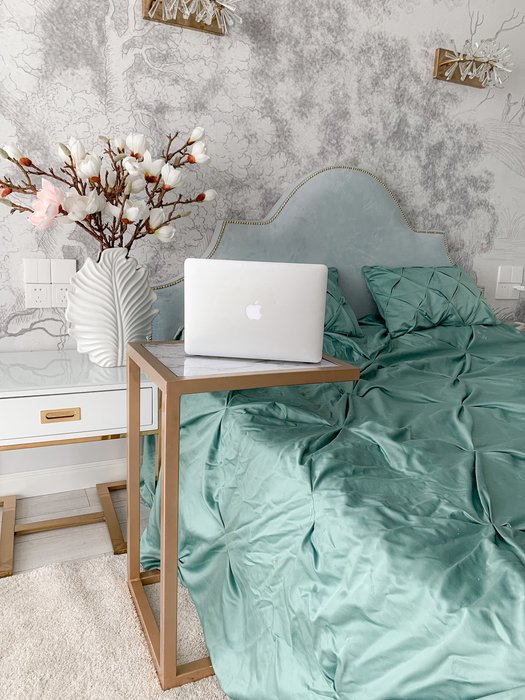 Журнальный столик "Alfred" золото с прозрачным стеклом (700х350х450) - лучшие Журнальные столики в INMYROOM