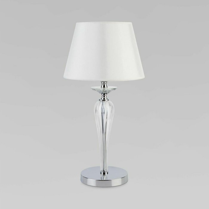 Классическая настольная лампа Olenna с белым абажуром - купить Настольные лампы по цене 12000.0