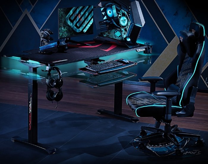 Игровой компьютерный стол черного цвета c RGB подсветкой - лучшие Письменные столы в INMYROOM