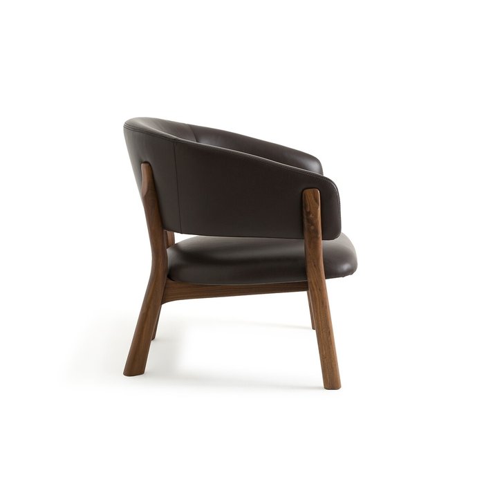 Кресло из массива орехового дерева и кожи Chablis коричневого цвета - лучшие Интерьерные кресла в INMYROOM