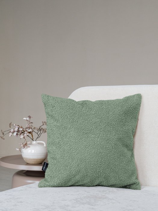 Декоративная подушка Bravo зеленого цвета - лучшие Декоративные подушки в INMYROOM