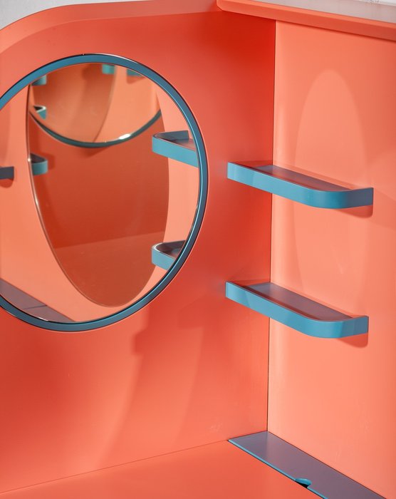 Туалетный столик с тремя зеркалами персикового цвета  - лучшие Туалетные столики в INMYROOM