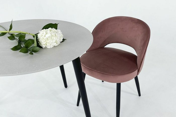 Стул Моли розового цвета - лучшие Обеденные стулья в INMYROOM
