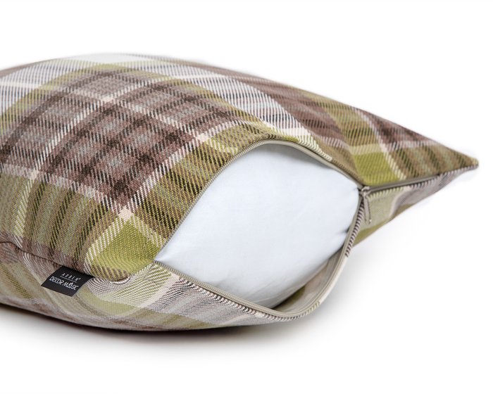 Декоративная подушка Excel sage коричневого цвета - лучшие Декоративные подушки в INMYROOM