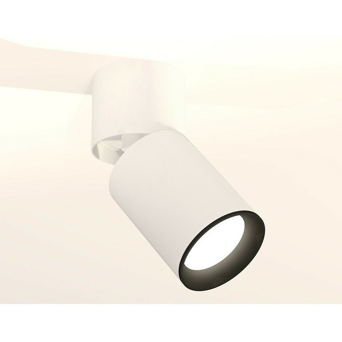 Светильник точечный Ambrella Techno Spot XM6312031 - купить Накладные споты по цене 3781.0