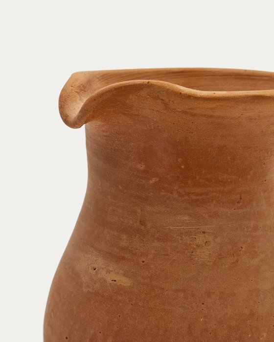 Керамическая ваза Mercia 18 терракотового цвета - лучшие Вазы  в INMYROOM