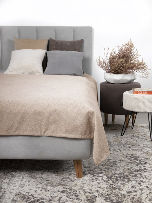 Покрывало Uno Senora Latte 140x210 бежевого цвета Покрывало Uno Senora Latte 140x210 бежевого цвета
