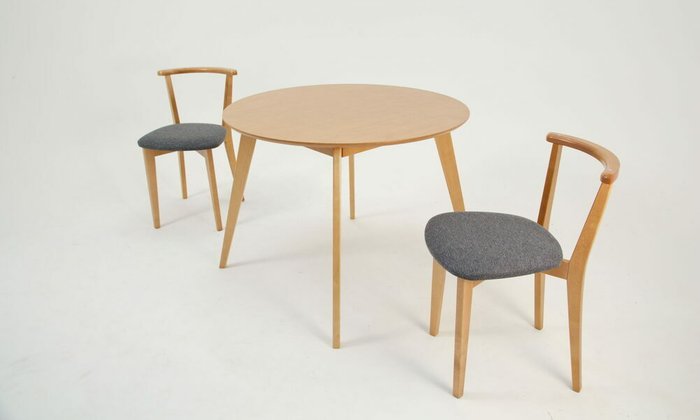 Набор из стола Arki К 100 и двух стульев Франк ПМ бежево-серого цвета