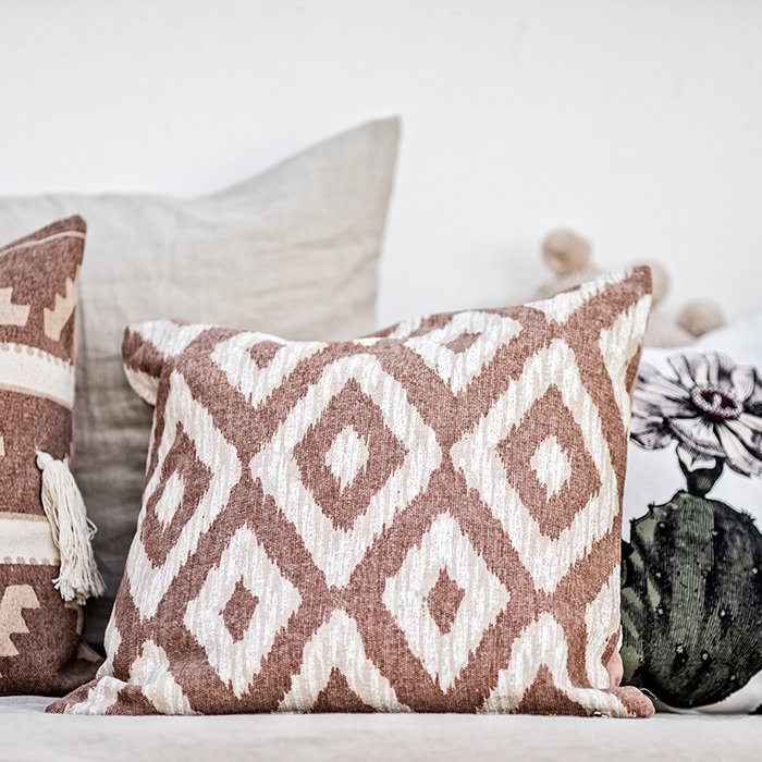 Декоративная подушка Desert из хлопка - купить Декоративные подушки по цене 3700.0