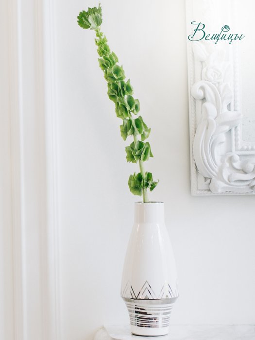 Декоративная ваза Геометрия бело-серебряного цвета - лучшие Вазы  в INMYROOM