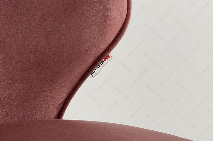 Стул Гудвин коричнево-розового цвета с белыми ножками - лучшие Обеденные стулья в INMYROOM