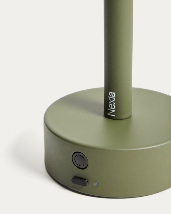 Переносная настольная лампа Bow из зеленого алюминия - лучшие Настольные лампы в INMYROOM