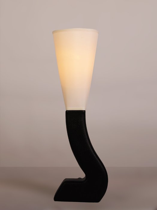 Настольная лампа Charlotte MT68113BP (дерево, цвет венге) - лучшие Настольные лампы в INMYROOM