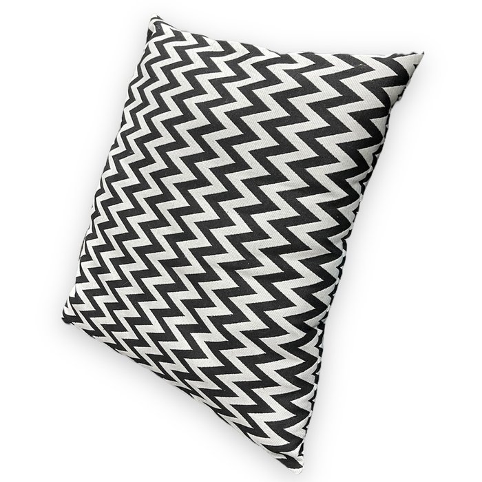 Подушка декоративная Зигзаг черно-белого цвета из шенилла - купить Декоративные подушки по цене 5400.0