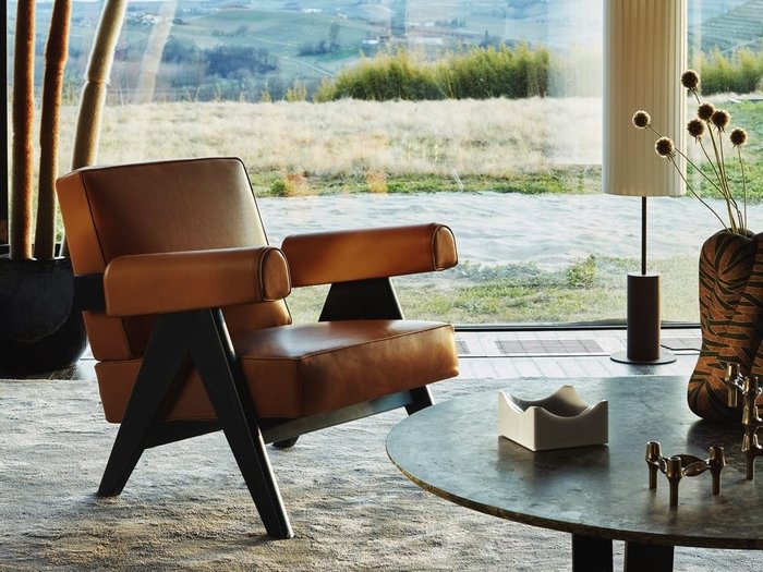 Кресло Pierre Jeanneret Chandigarh Lounge chair коричневого цвета - лучшие Интерьерные кресла в INMYROOM