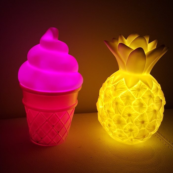 Детский ночник Pineapple из пластика - лучшие Ночники в INMYROOM Детский ночник Pineapple из пластика - лучшие Ночники в INMYROOM