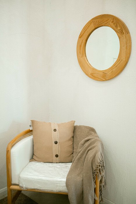 Настенное зеркало Olive d 60 бежевого цвета - лучшие Настенные зеркала в INMYROOM