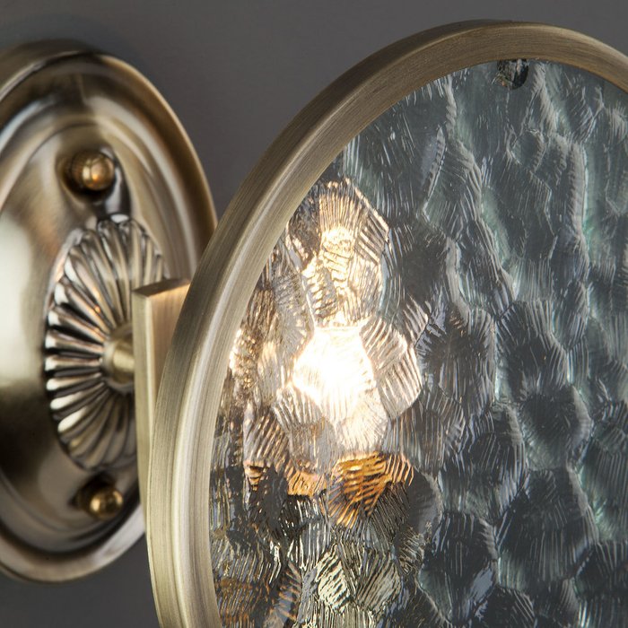 Бра классическое со стеклянным плафоном 60073/1 античная бронза - лучшие Бра и настенные светильники в INMYROOM