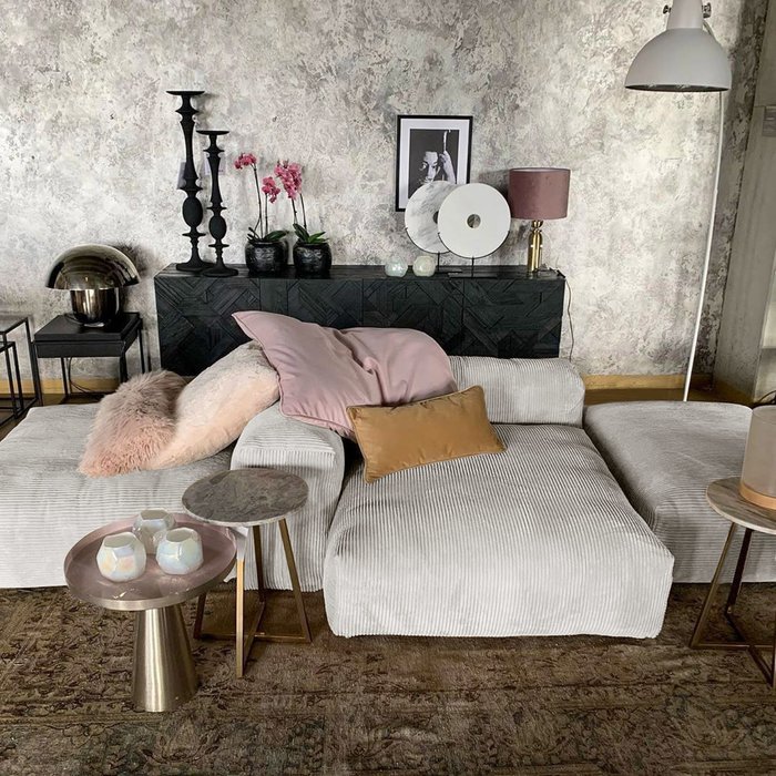 Прямой диван Фиджи молочного цвета - лучшие Прямые диваны в INMYROOM
