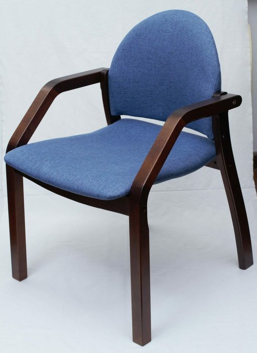 Стул-кресло Джуно сине-коричневого цвета - лучшие Обеденные стулья в INMYROOM