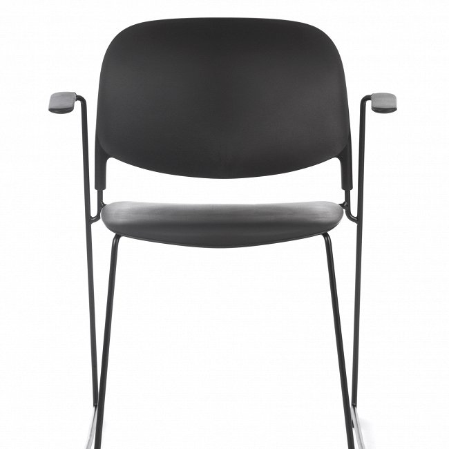 Стул Stacks Arm черного цвета - купить Обеденные стулья по цене 7004.0