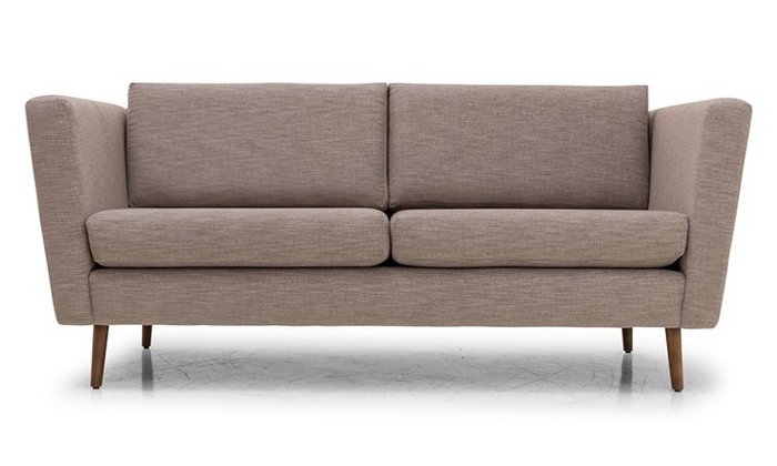 Прямой диван коричневого цвета