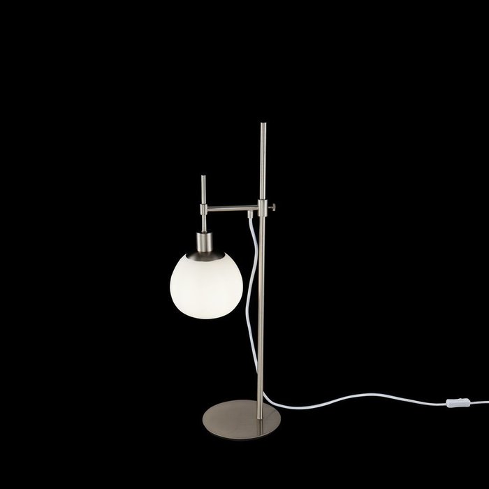 Настольная лампа Erich с плафоном из матового стекла - купить Настольные лампы по цене 10690.0