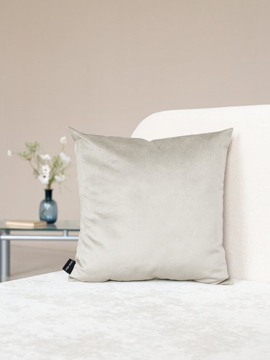 Декоративная подушка Bingo 45х45 молочного цвета - лучшие Декоративные подушки в INMYROOM