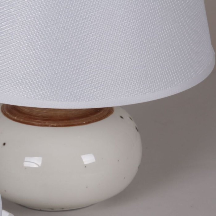 Настольная лампа 00850-0.7-01 (ткань, цвет белый) - купить Настольные лампы по цене 1370 Настольная лампа 00850-0.7-01 (ткань, цвет белый) - купить Настольные лампы по цене 1370