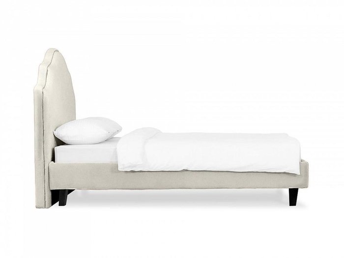 Кровать Queen II Victoria L 160х200 молочного цвета с ножками черного цвета - лучшие Кровати для спальни в INMYROOM