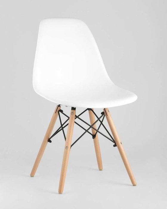 Стул Dsw Eames белого цвета - купить Обеденные стулья по цене 1790.0 Стул Dsw Eames белого цвета - купить Обеденные стулья по цене 1790.0