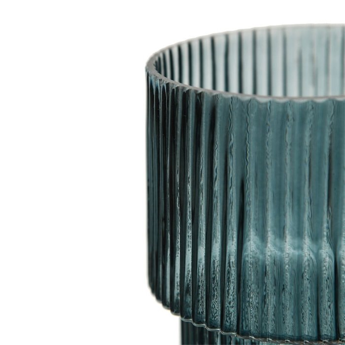 Декоративная ваза из рельефного стекла синего цвета - лучшие Вазы  в INMYROOM