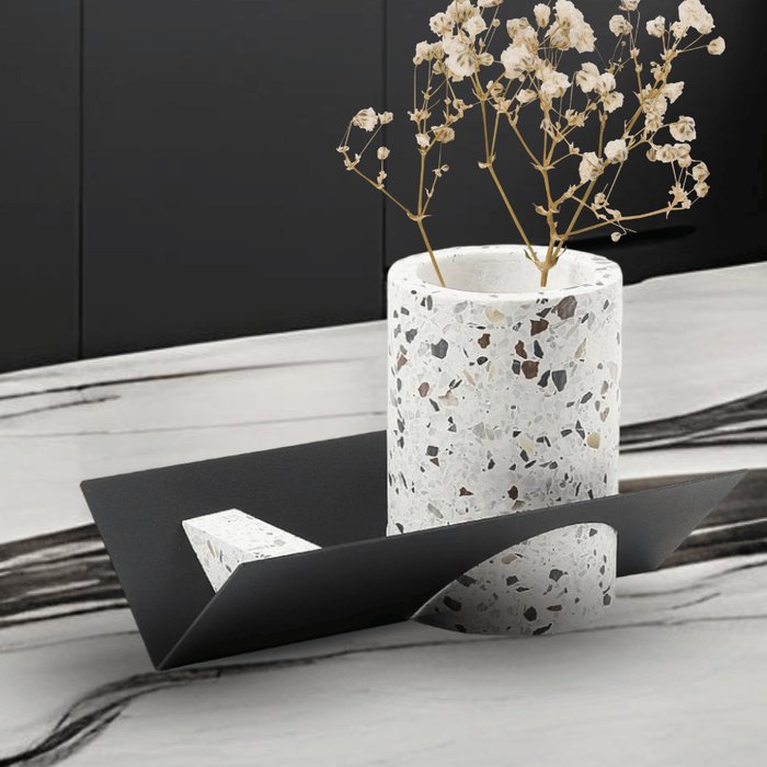 Ваза Stone Vase белого цвета - лучшие Вазы  в INMYROOM