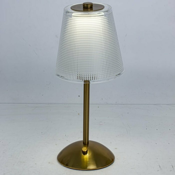 Настольная лампа золотого цвета - купить Настольные лампы по цене 3650.0