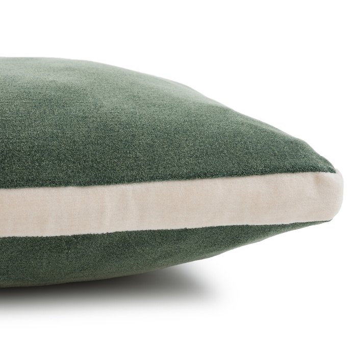 Подушка из велюра Tobou зеленого цвета - купить Декоративные подушки по цене 3333.0