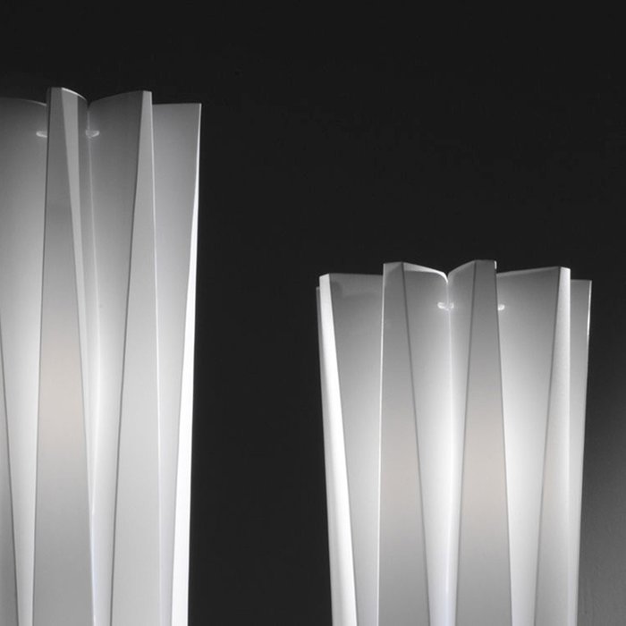 Настольная лампа BACH WHITE - купить Настольные лампы по цене 12650.0