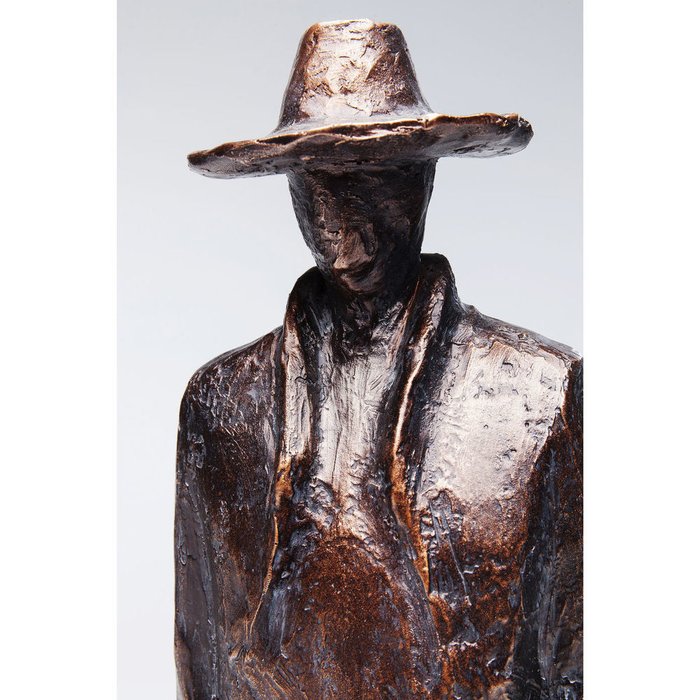 Статуэтка Lonely Stranger коричневого цвета - лучшие Фигуры и статуэтки в INMYROOM