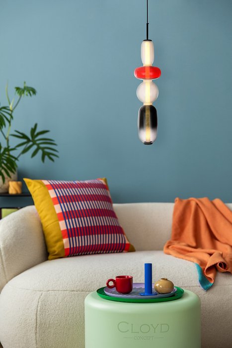 Подвесной светильник Cloyd SUPERNOVA-A P1 / выс. 65 см - 4 яруса - черный - красн. стекло - купить Подвесные светильники по цене 18900 Подвесной светильник Cloyd SUPERNOVA-A P1 / выс. 65 см - 4 яруса - черный - красн. стекло - купить Подвесные светильники по цене 18900