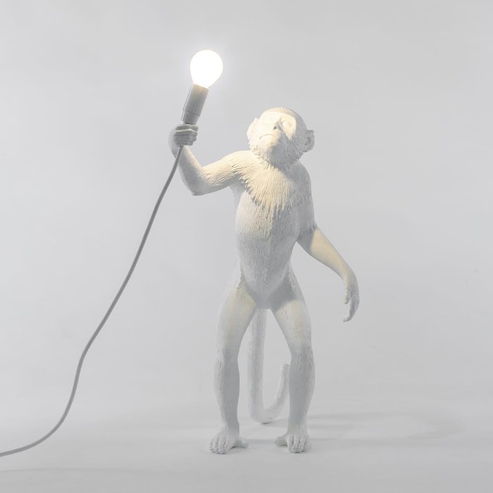 Настольная лампа SelettI The Monkey Lamp Standing Version - купить Настольные лампы по цене 31790.0 Настольная лампа SelettI The Monkey Lamp Standing Version - купить Настольные лампы по цене 31790.0
